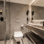 Luxury Cabin Bathroom