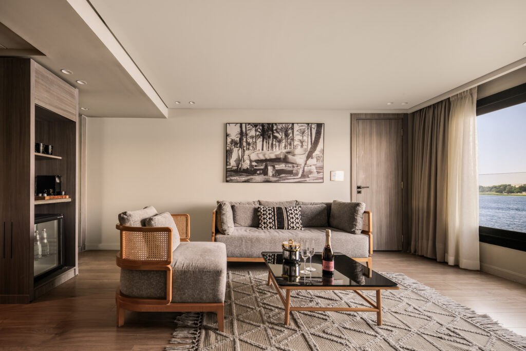 Presedintial Suite Seating Area