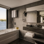 Royal Suite Bathroom