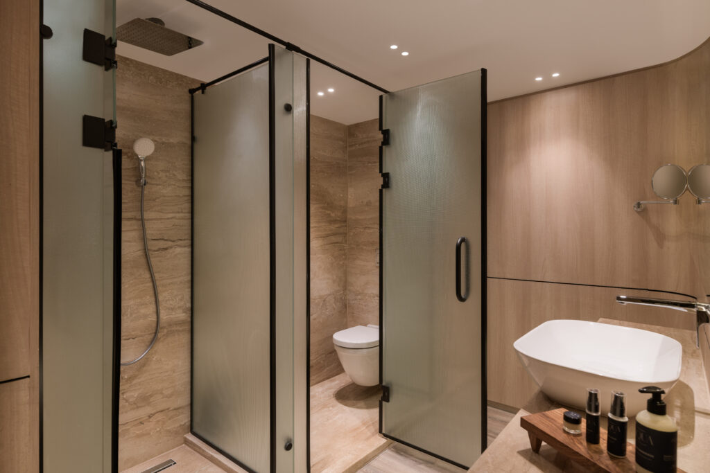 Storia Luxury Cabin Bathroom close up