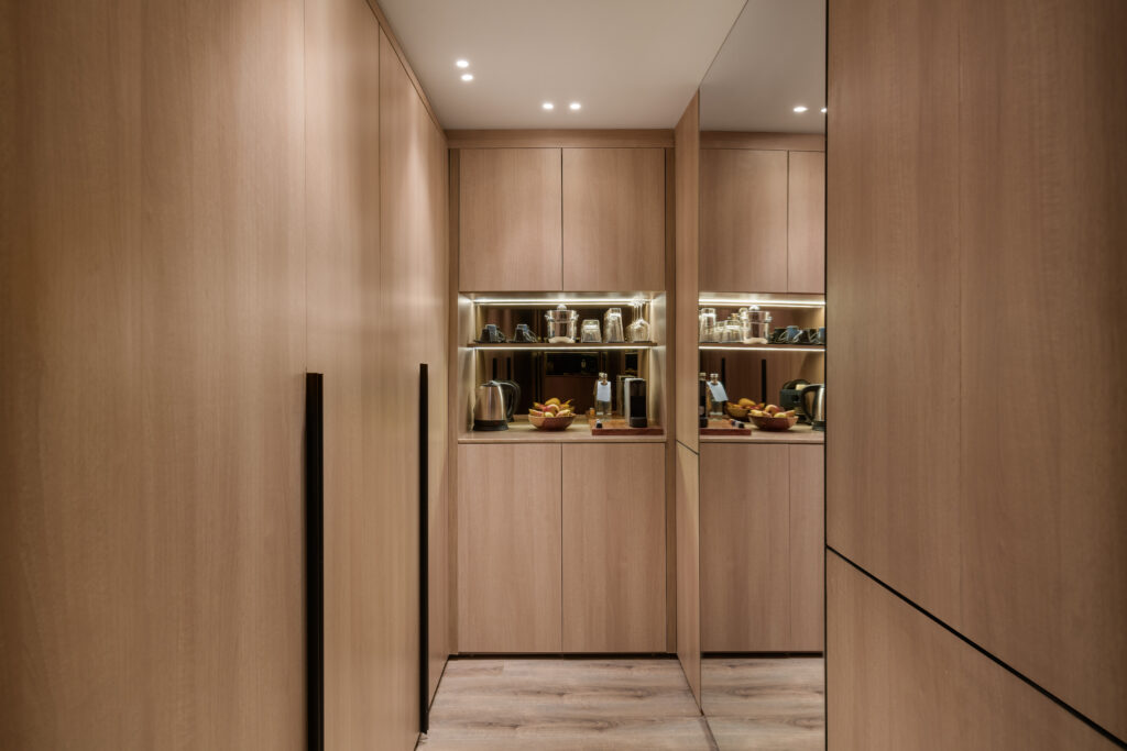 Storia Luxury Cabin Minibar