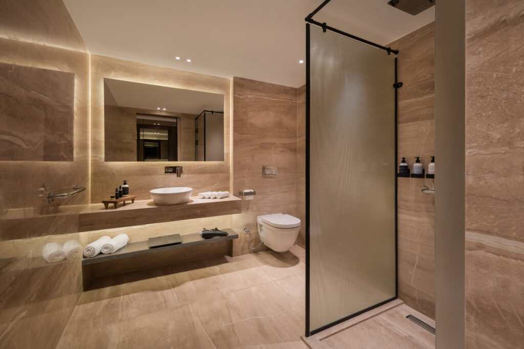 Storia Accessible Luxury Cabin Bathroom